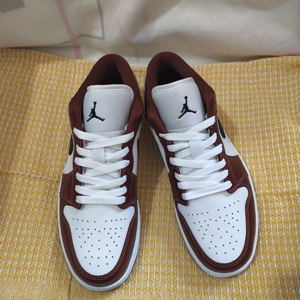 Nike Air Jordan 1 Low Leather Sneakers - Picture 2 of 7
